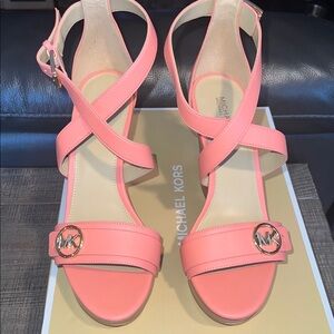 NWT Michael Kors Coral Strappy Sandals